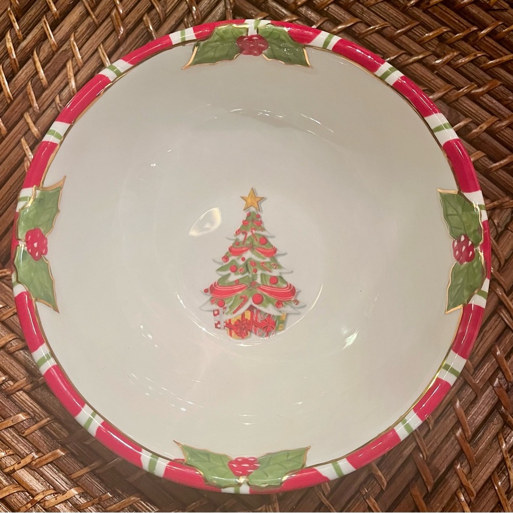 Christopher Radko "Home for the Holidays" Christmas cereal/salad/dessert bowl
